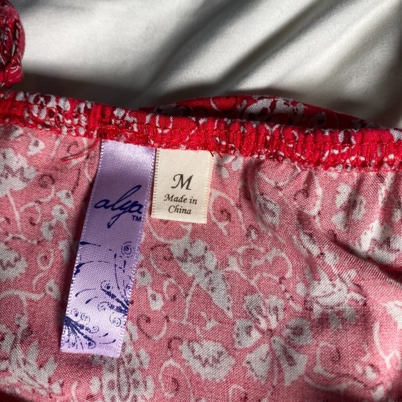 Alya Pink Romper | Size: Medium - Picture 5 of 7